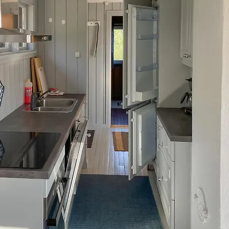 Awesome In With House Sea View