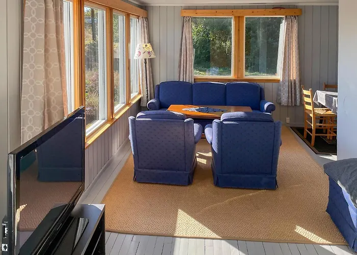 Awesome In Kolbjornsvik With House Sea View *